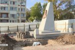 Подготовку к гробокопательству в Брянске активно освещают подконтрольные областному правительству СМИ. На фото - стоп-кадр из репортажа телеканала 