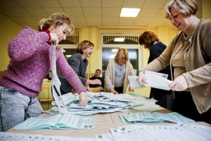 Подсчет голосов на выборах (фото: tvc.ru)