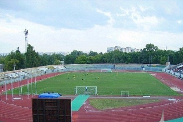 Стадион «Десна» в Брянске