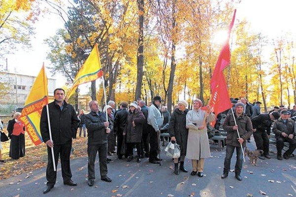 На митинге в Клинцах 3 октября 2014 г. (фото: Светлана Михайлова | www.vdelo.net)